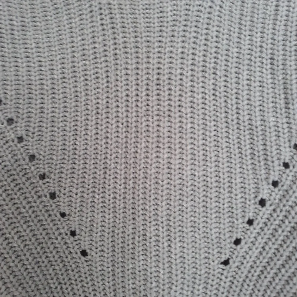 ECO by Design Women's Gray Soft Cable Knit Crop Sweater Size M - Picture 7 of 10